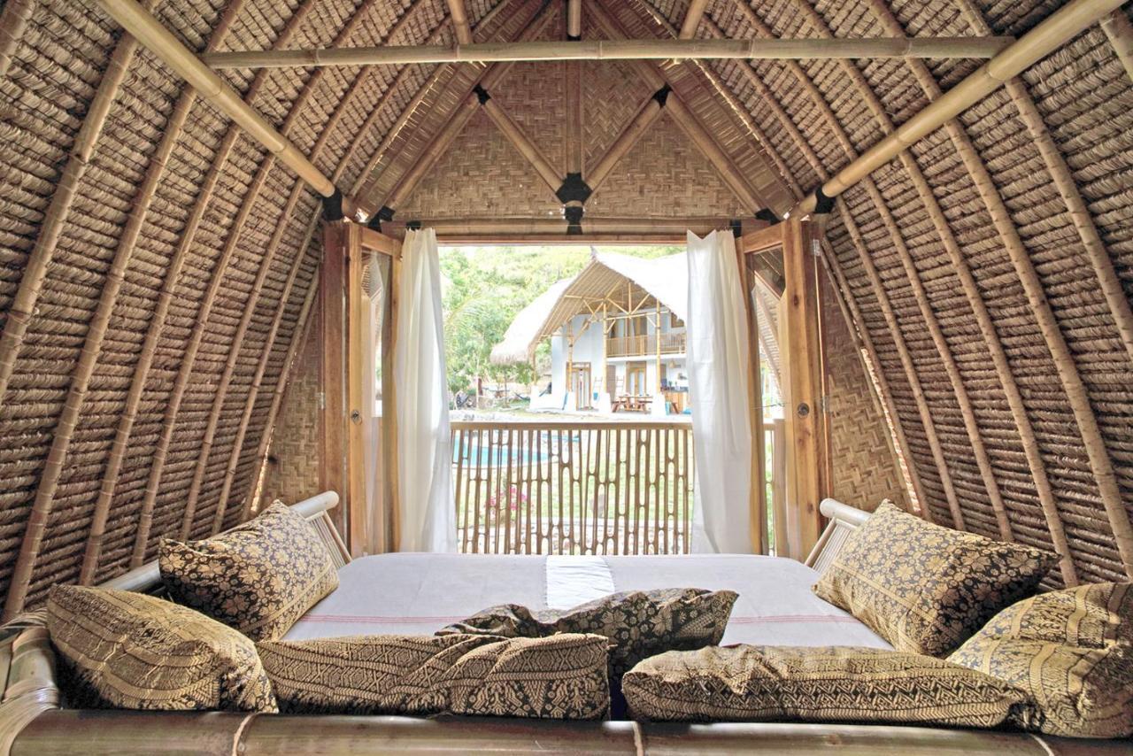 Готель Batu Bambu Kuta  Екстер'єр фото