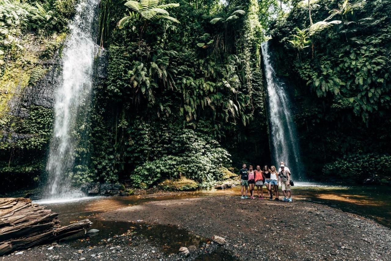 Готель Batu Bambu Kuta  Екстер'єр фото